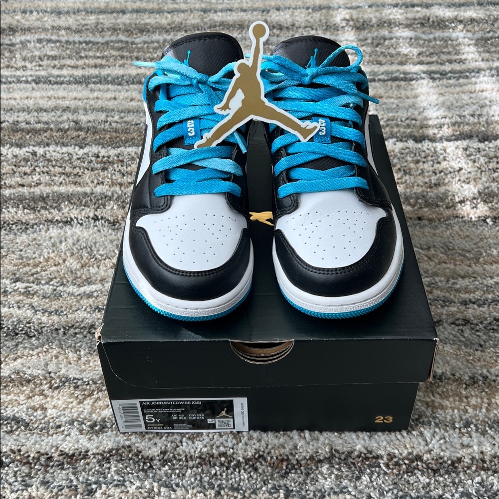 Jordan Kids' Black and Blue Sneakers